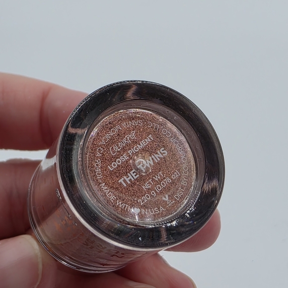 Colourpop x Kathleen Lights The Twins Zodiac Loose Pigment Eyeshadow - Picture 3 of 4